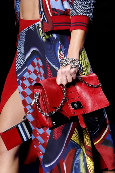 Look 29